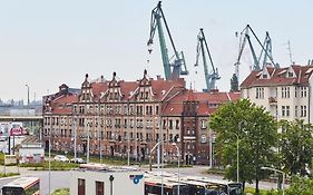 Art Deco Apartment in Gdańsk
